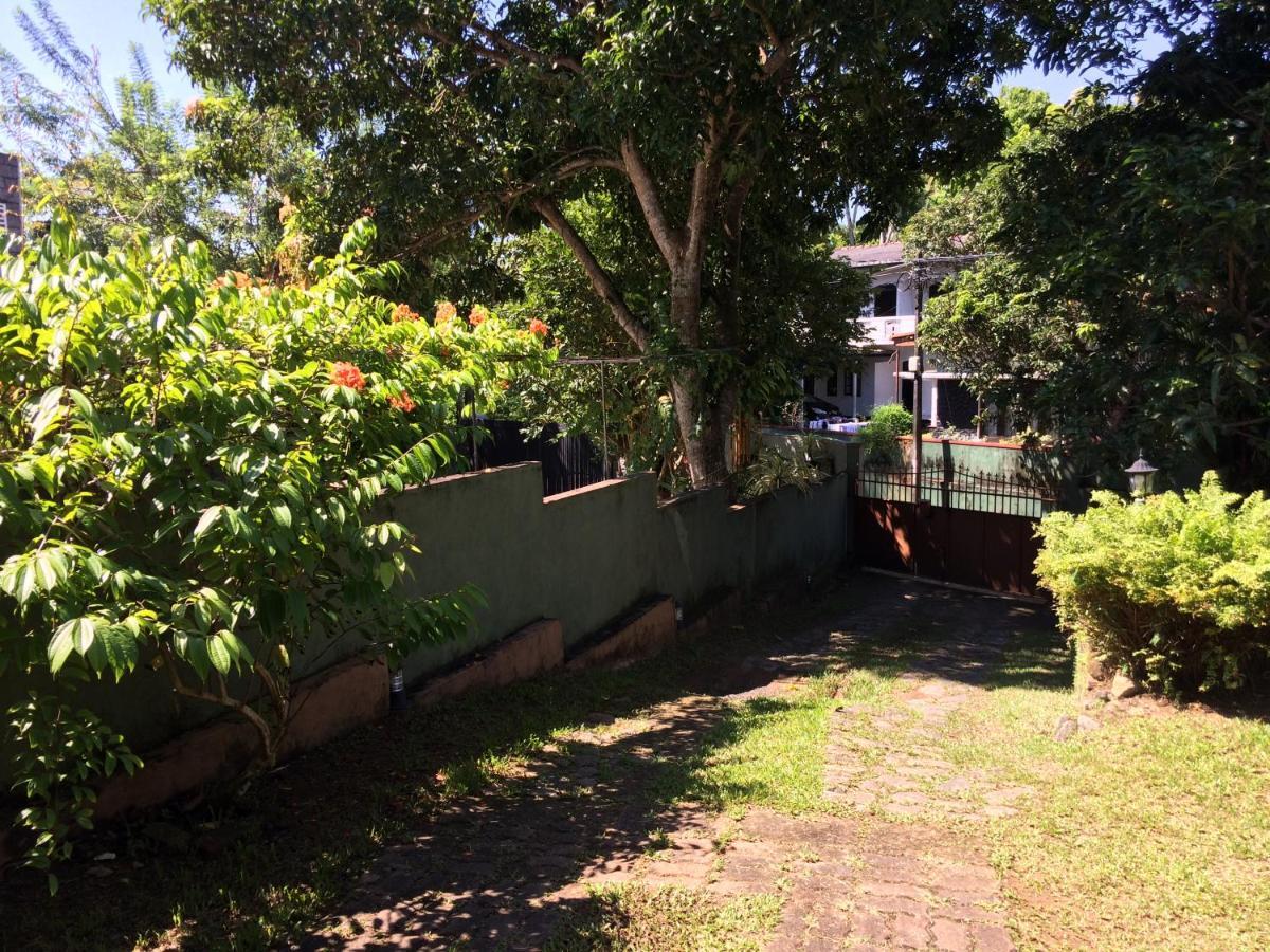 Galle Rest Home Екстер'єр фото